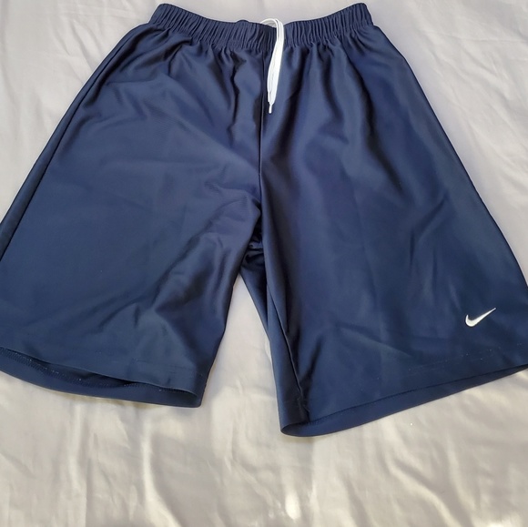 nike shorts 14-16 nike shorts 14-16